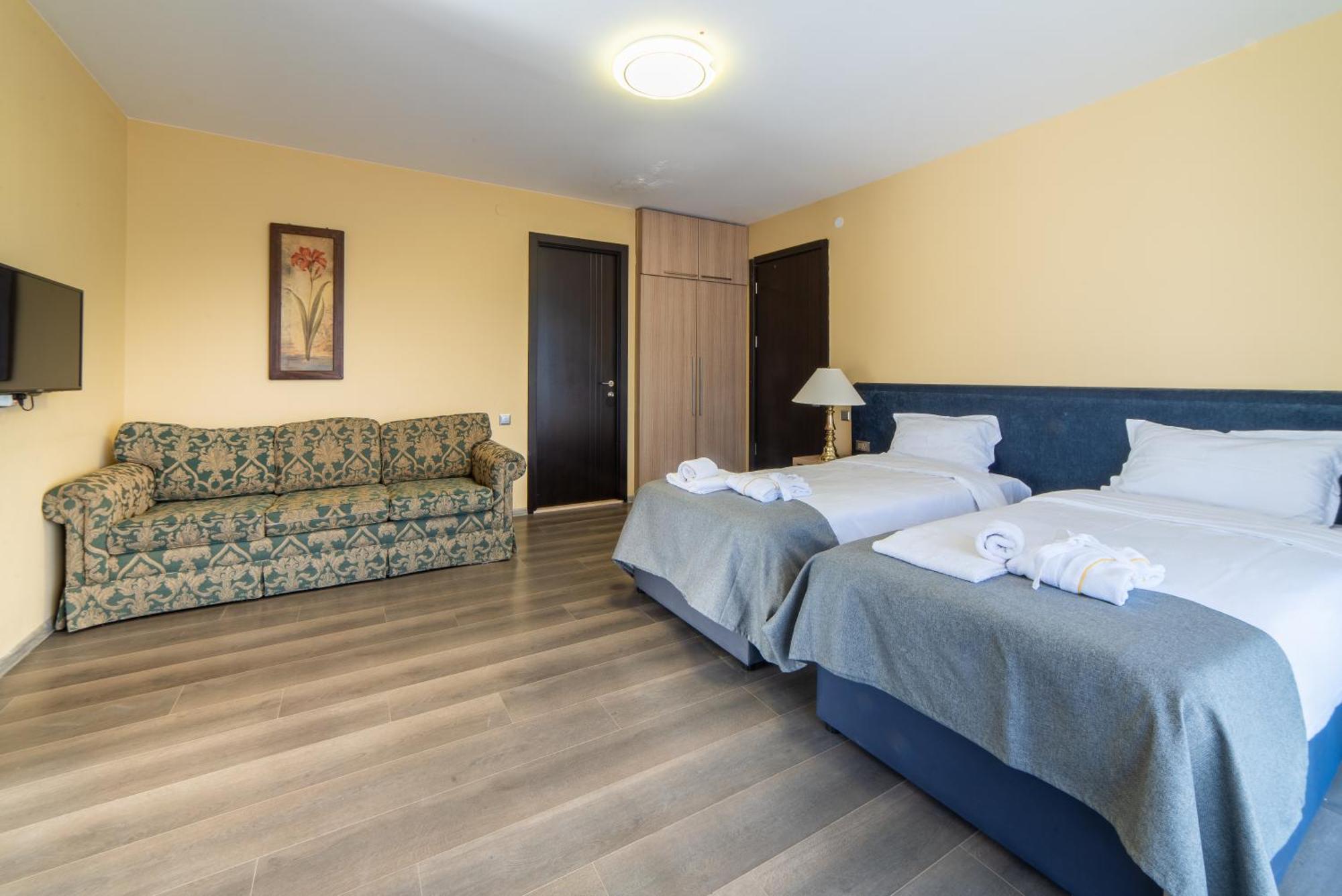 Hotel Grand Noel Bakuriani Esterno foto