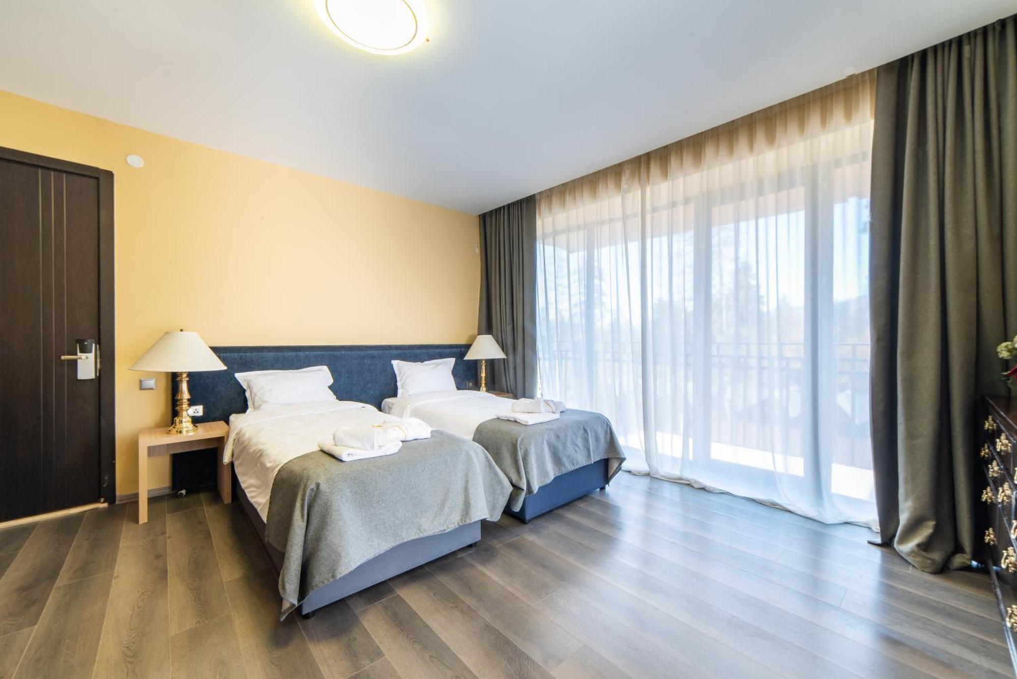 Hotel Grand Noel Bakuriani Esterno foto